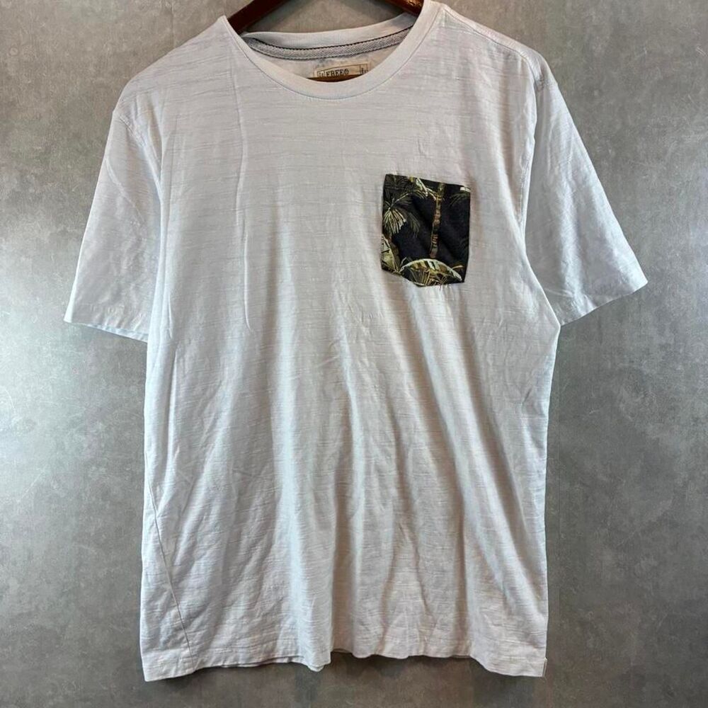Free-planet Men's White T-shirt